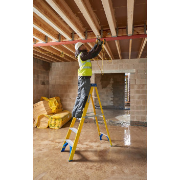Werner Stepladder 6 Tread Fibreglass En131*